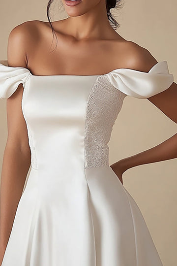 Robe trapèze à épaules dénudées en satin lacé petite robe blanche de graduation
